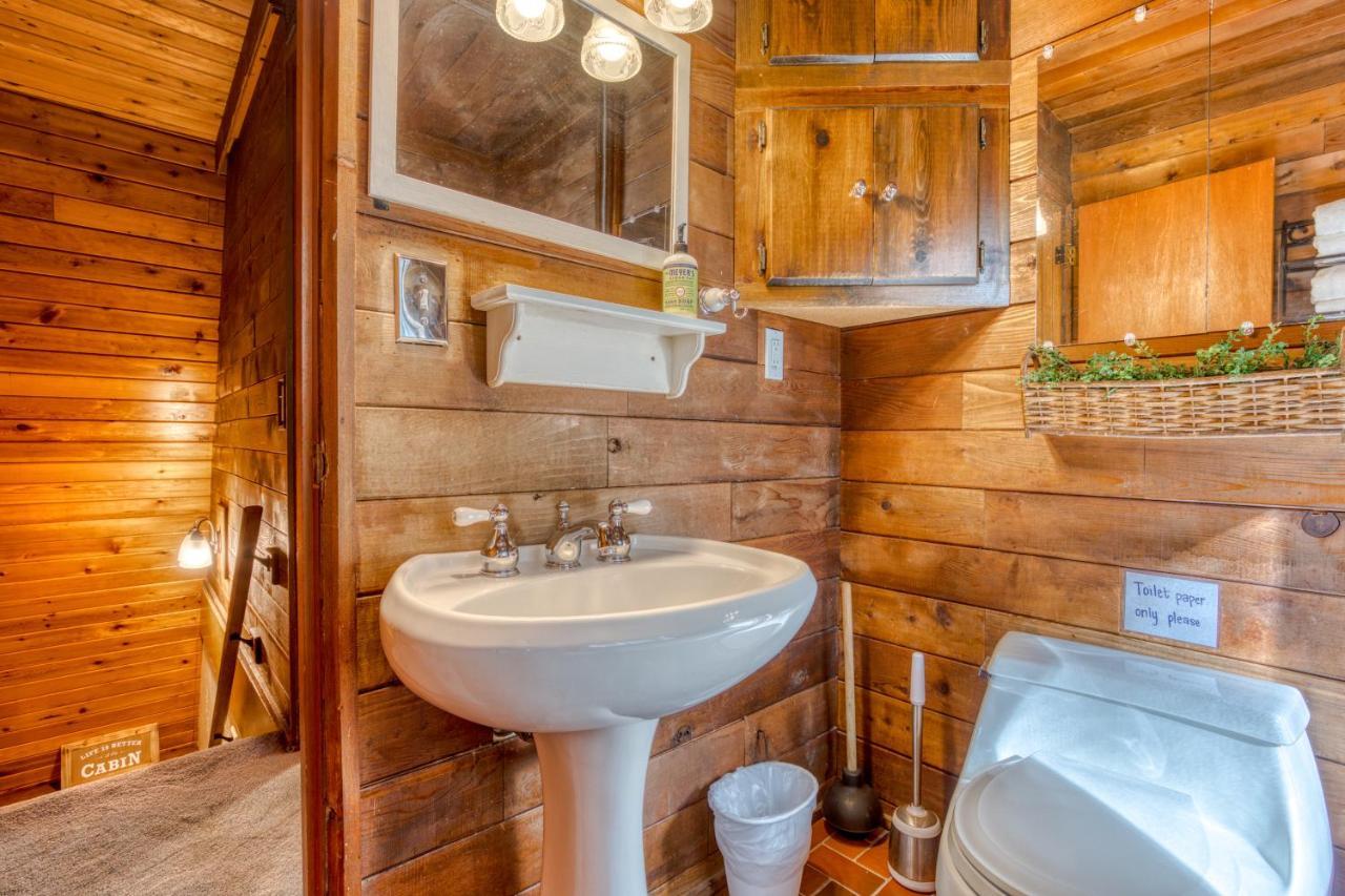 Stone'S Throw Villa Welches Kültér fotó